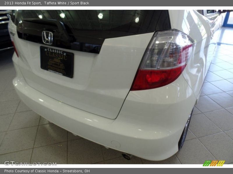 Taffeta White / Sport Black 2013 Honda Fit Sport