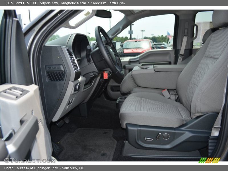 Magnetic Metallic / Medium Earth Gray 2015 Ford F150 XLT SuperCrew