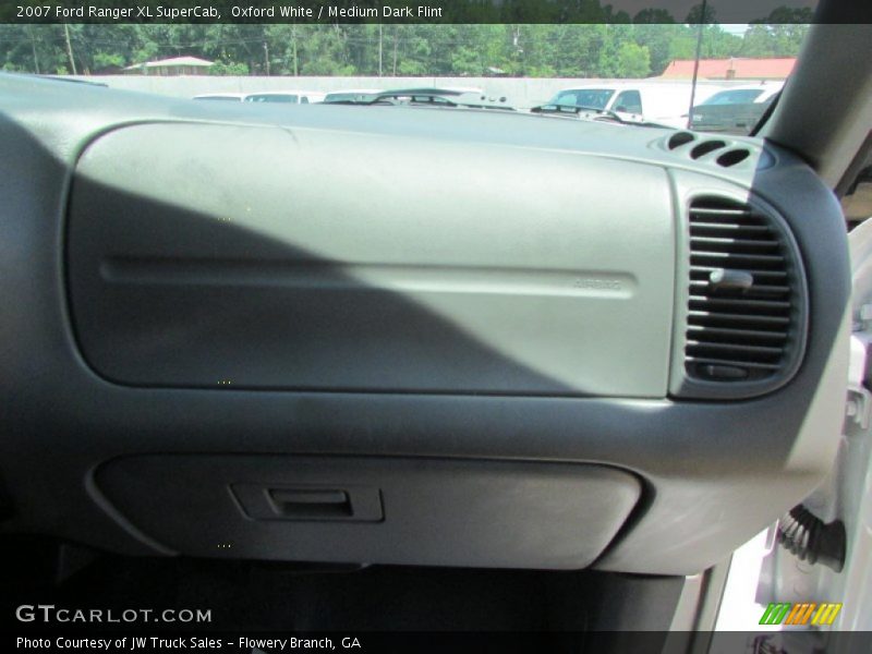Oxford White / Medium Dark Flint 2007 Ford Ranger XL SuperCab