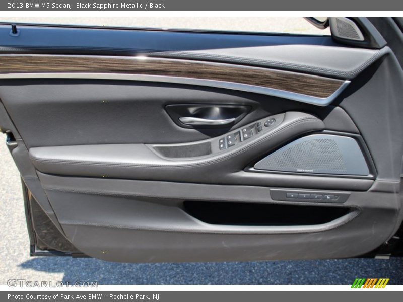 Black Sapphire Metallic / Black 2013 BMW M5 Sedan