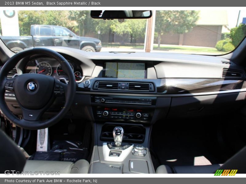 Black Sapphire Metallic / Black 2013 BMW M5 Sedan