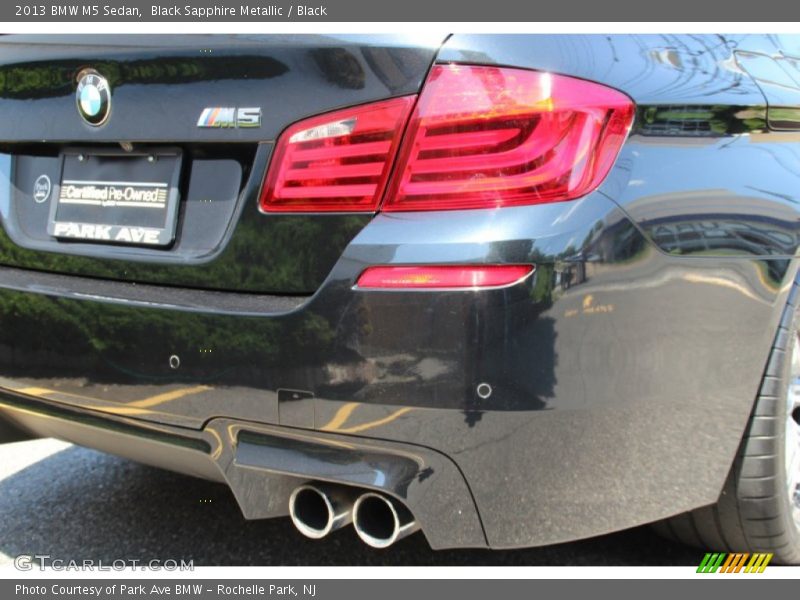 Black Sapphire Metallic / Black 2013 BMW M5 Sedan