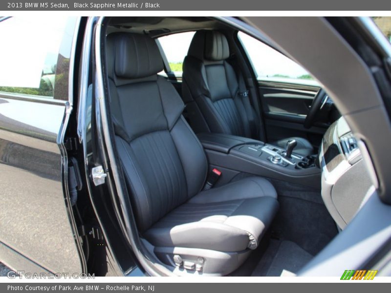 Black Sapphire Metallic / Black 2013 BMW M5 Sedan