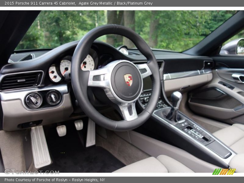 Dashboard of 2015 911 Carrera 4S Cabriolet