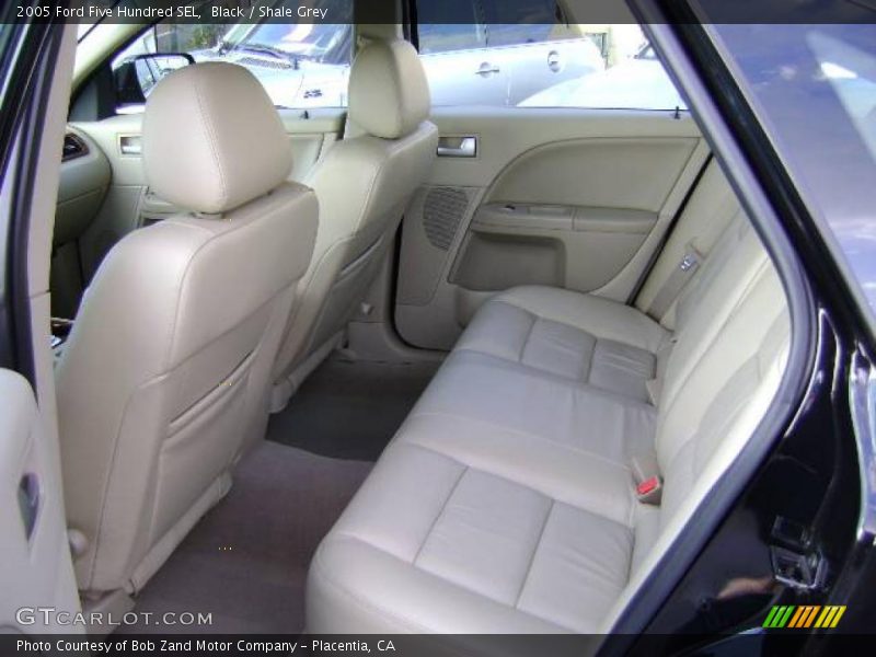 Black / Shale Grey 2005 Ford Five Hundred SEL