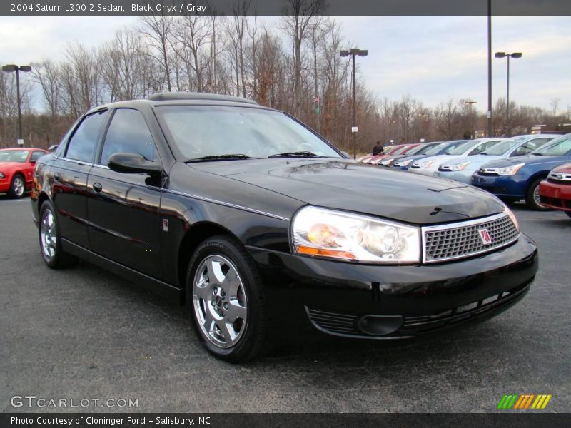 Black Onyx / Gray 2004 Saturn L300 2 Sedan