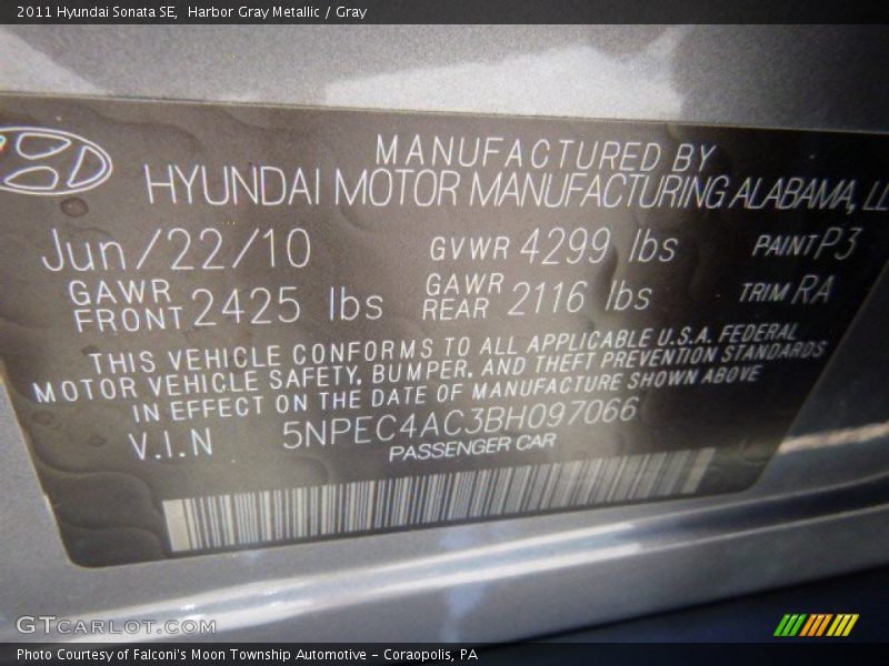 Harbor Gray Metallic / Gray 2011 Hyundai Sonata SE