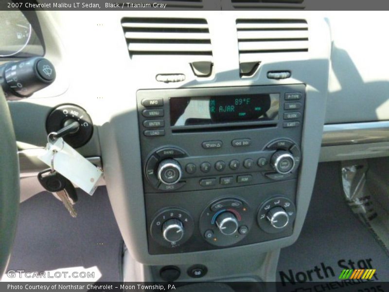 Black / Titanium Gray 2007 Chevrolet Malibu LT Sedan