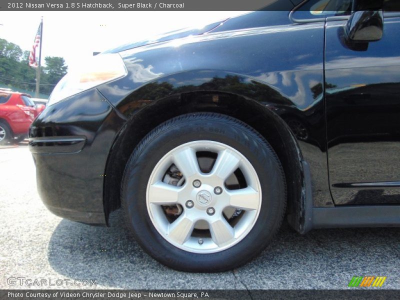 Super Black / Charcoal 2012 Nissan Versa 1.8 S Hatchback