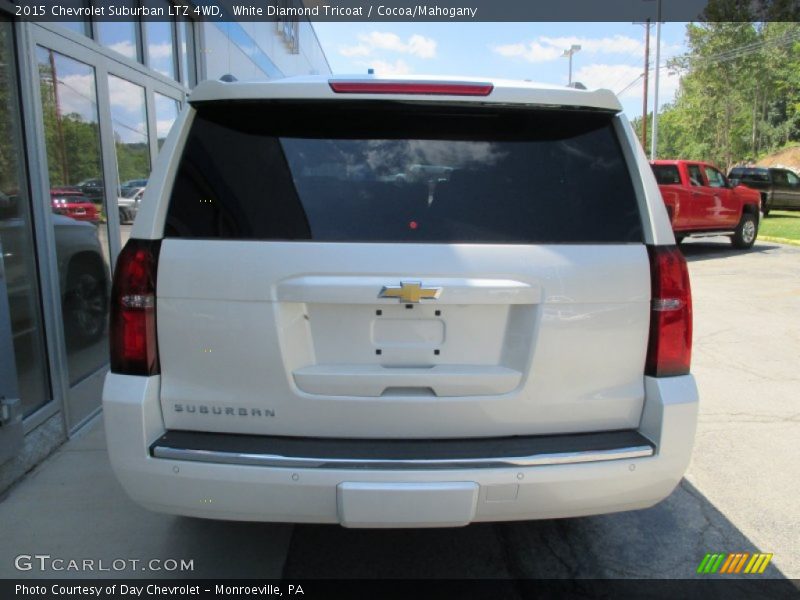 White Diamond Tricoat / Cocoa/Mahogany 2015 Chevrolet Suburban LTZ 4WD
