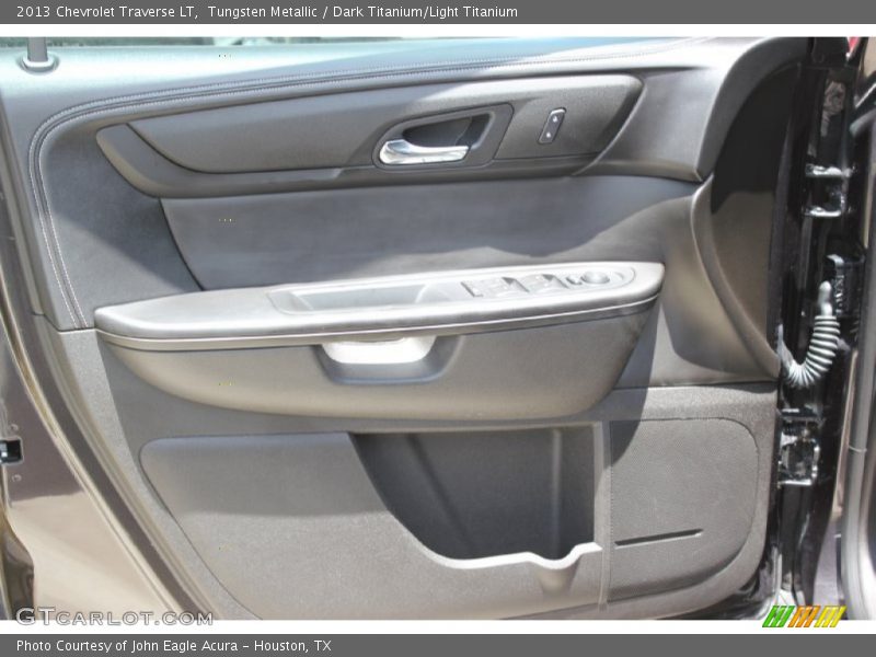 Tungsten Metallic / Dark Titanium/Light Titanium 2013 Chevrolet Traverse LT