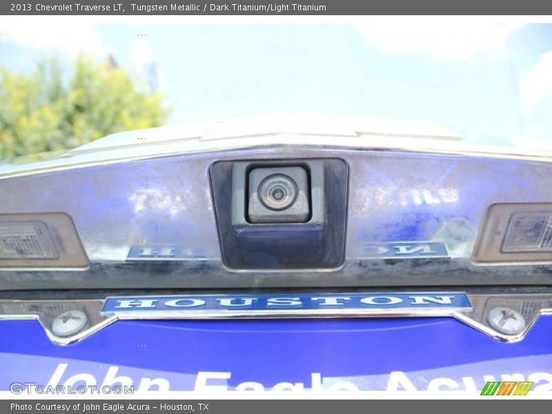Tungsten Metallic / Dark Titanium/Light Titanium 2013 Chevrolet Traverse LT
