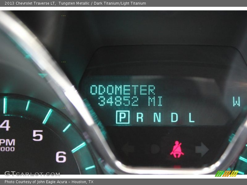 Tungsten Metallic / Dark Titanium/Light Titanium 2013 Chevrolet Traverse LT