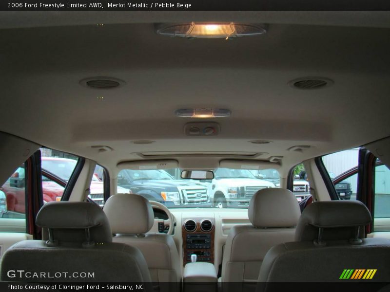 Merlot Metallic / Pebble Beige 2006 Ford Freestyle Limited AWD