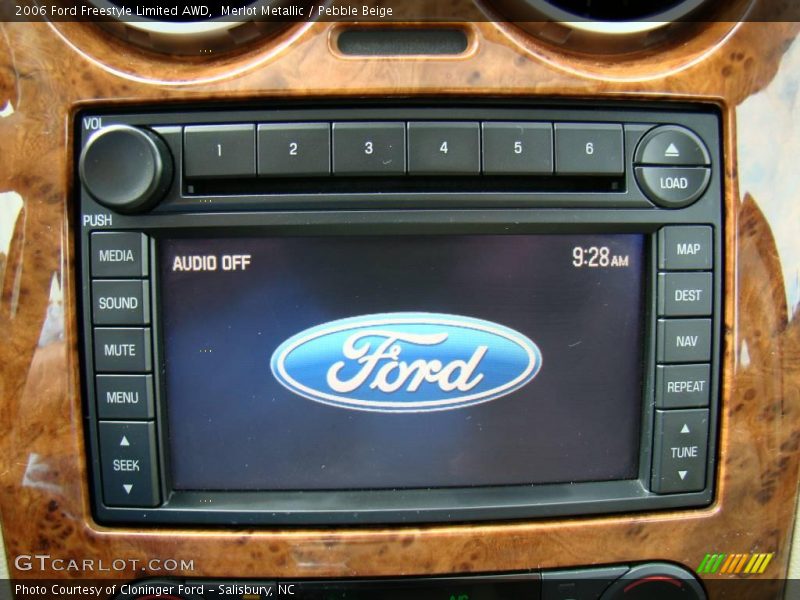Merlot Metallic / Pebble Beige 2006 Ford Freestyle Limited AWD