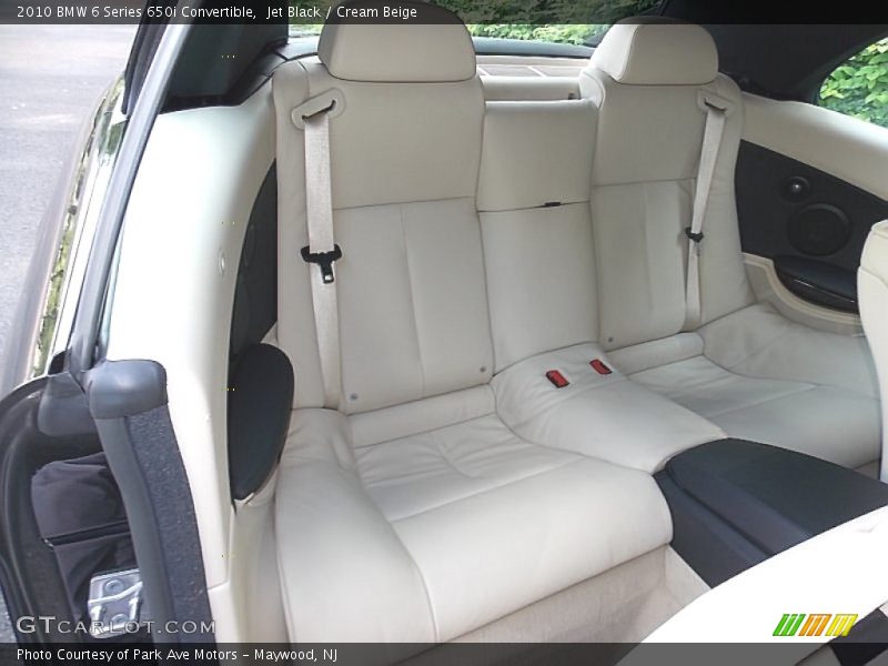 Rear Seat of 2010 6 Series 650i Convertible