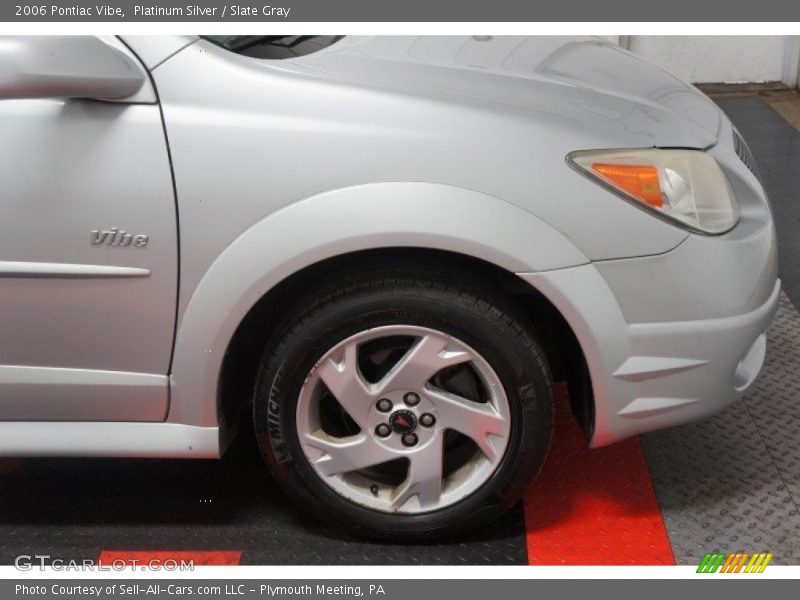 Platinum Silver / Slate Gray 2006 Pontiac Vibe