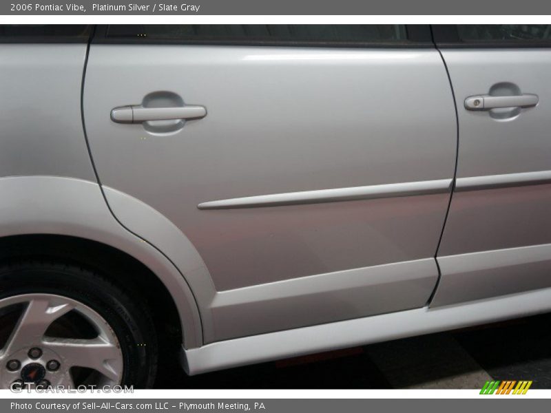 Platinum Silver / Slate Gray 2006 Pontiac Vibe
