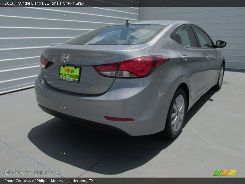 Shale Gray / Gray 2016 Hyundai Elantra SE