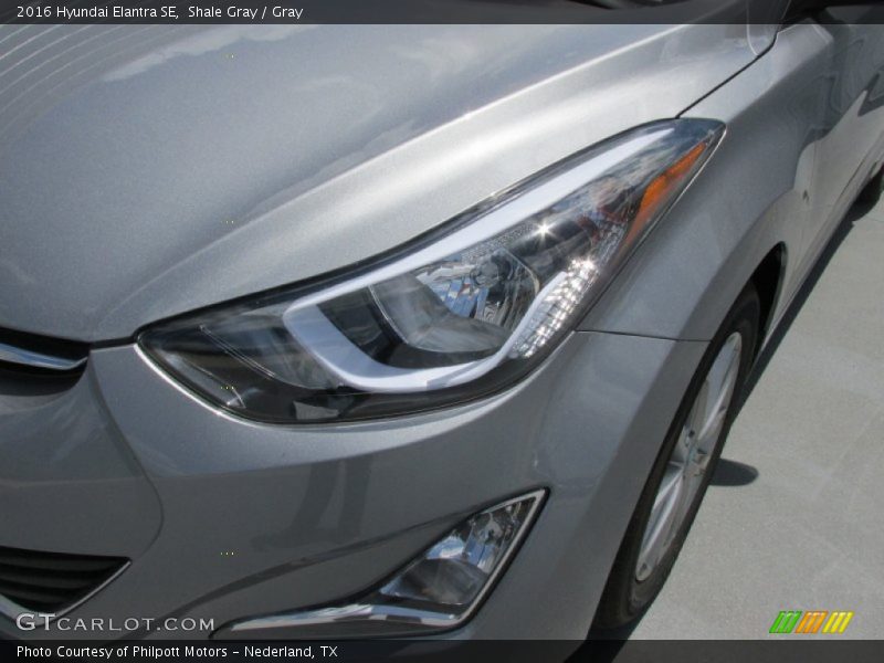 Shale Gray / Gray 2016 Hyundai Elantra SE