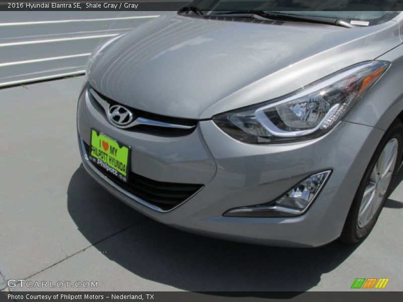 Shale Gray / Gray 2016 Hyundai Elantra SE