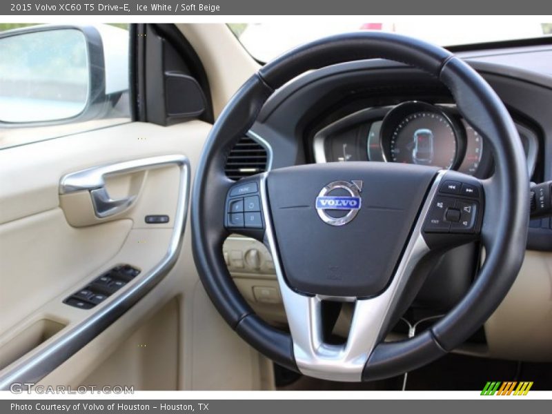 Ice White / Soft Beige 2015 Volvo XC60 T5 Drive-E