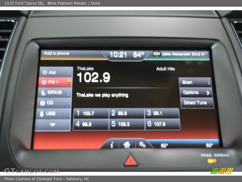 White Platinum Metallic / Dune 2015 Ford Taurus SEL