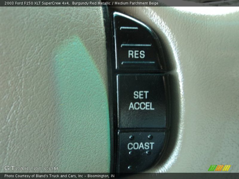 Burgundy Red Metallic / Medium Parchment Beige 2003 Ford F150 XLT SuperCrew 4x4