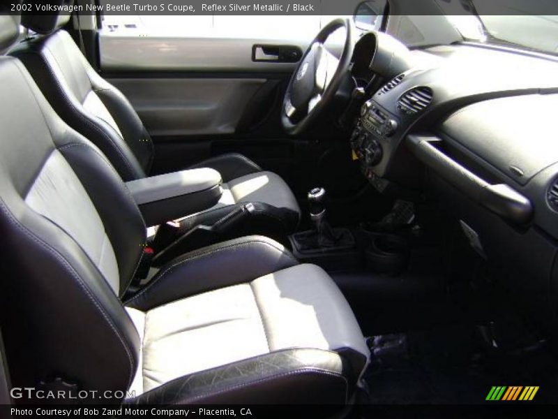 Reflex Silver Metallic / Black 2002 Volkswagen New Beetle Turbo S Coupe