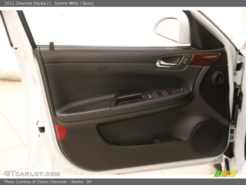 Summit White / Ebony 2011 Chevrolet Impala LT