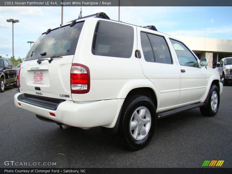 Aspen White Pearlglow / Beige 2001 Nissan Pathfinder LE 4x4