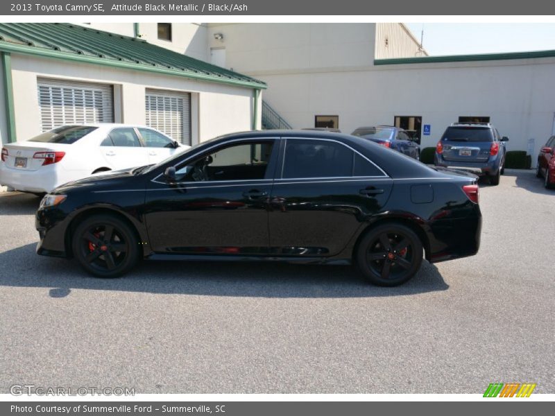 Attitude Black Metallic / Black/Ash 2013 Toyota Camry SE