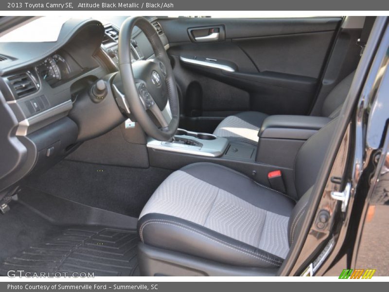 Attitude Black Metallic / Black/Ash 2013 Toyota Camry SE