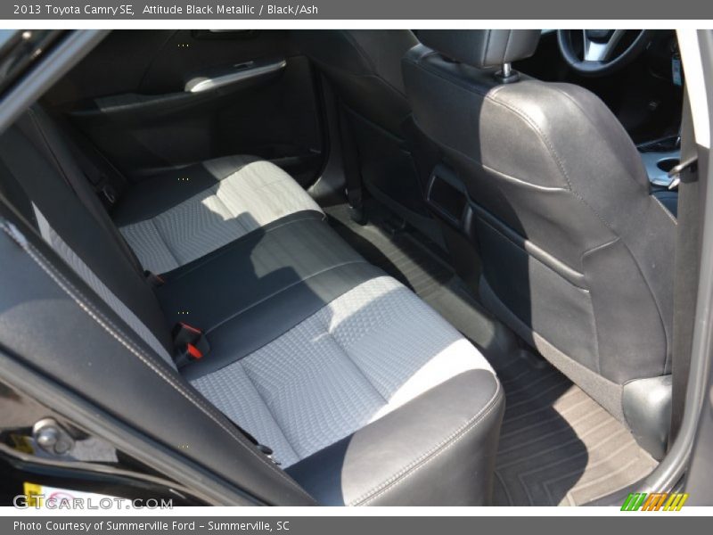 Attitude Black Metallic / Black/Ash 2013 Toyota Camry SE