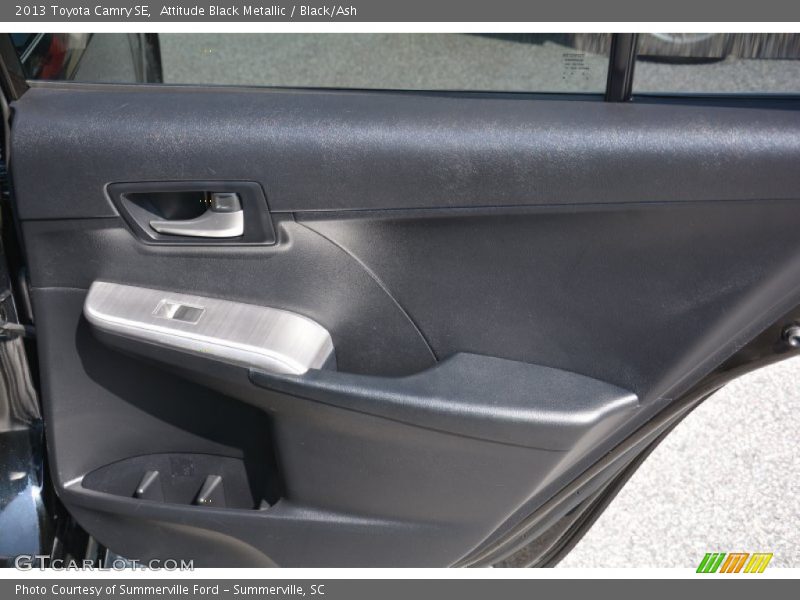 Attitude Black Metallic / Black/Ash 2013 Toyota Camry SE