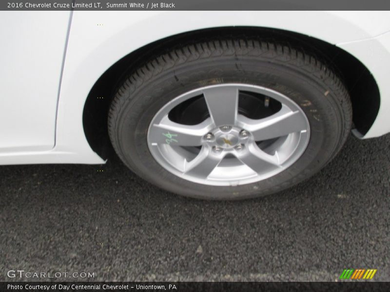 Summit White / Jet Black 2016 Chevrolet Cruze Limited LT