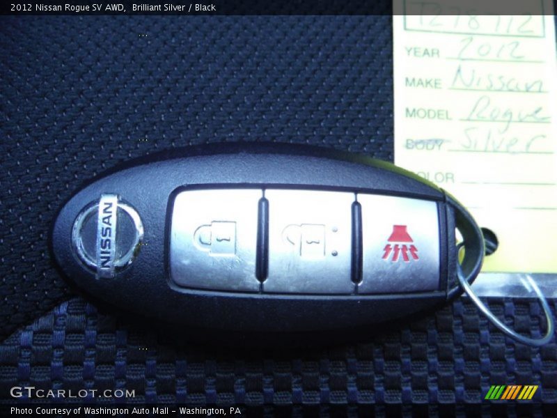 Brilliant Silver / Black 2012 Nissan Rogue SV AWD