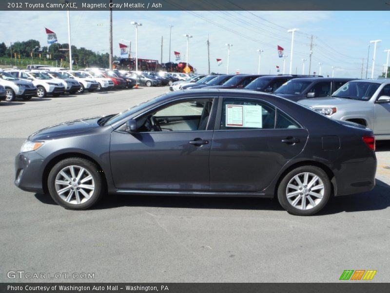 Magnetic Gray Metallic / Ash 2012 Toyota Camry XLE