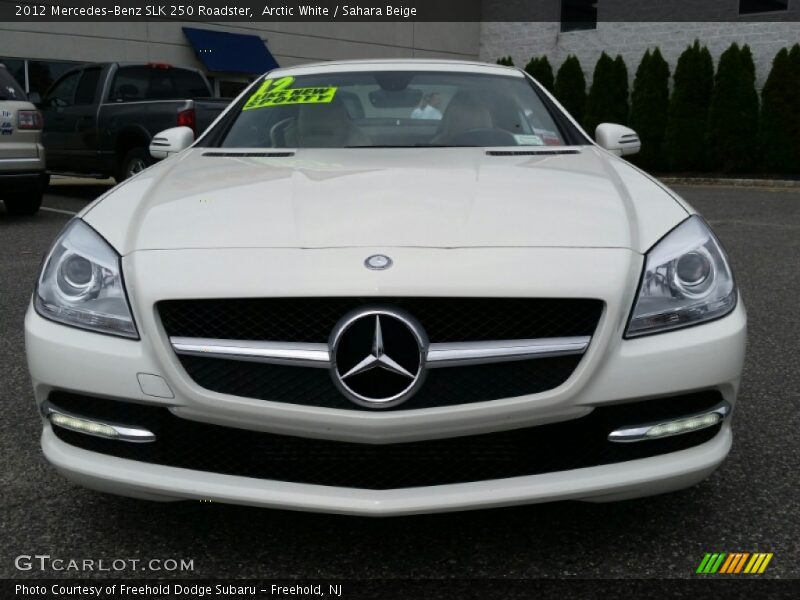 Arctic White / Sahara Beige 2012 Mercedes-Benz SLK 250 Roadster