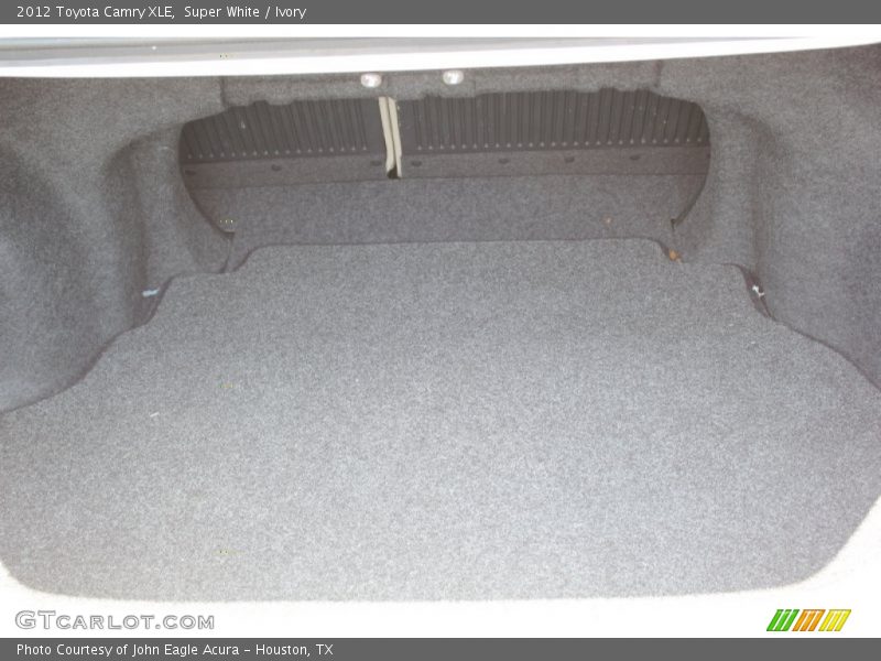 Super White / Ivory 2012 Toyota Camry XLE