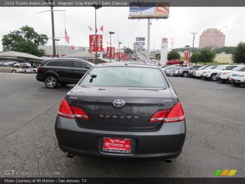 Magnetic Gray Metallic / Dark Charcoal 2010 Toyota Avalon Limited