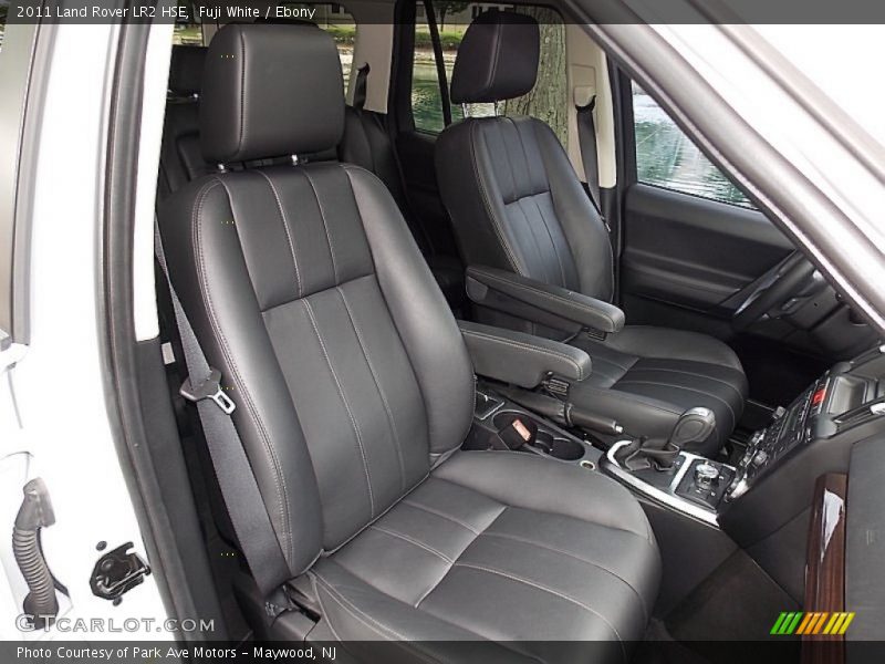 Fuji White / Ebony 2011 Land Rover LR2 HSE