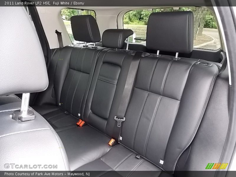 Fuji White / Ebony 2011 Land Rover LR2 HSE