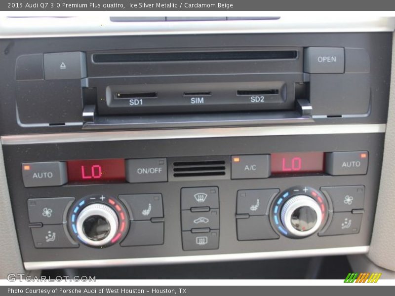 Ice Silver Metallic / Cardamom Beige 2015 Audi Q7 3.0 Premium Plus quattro