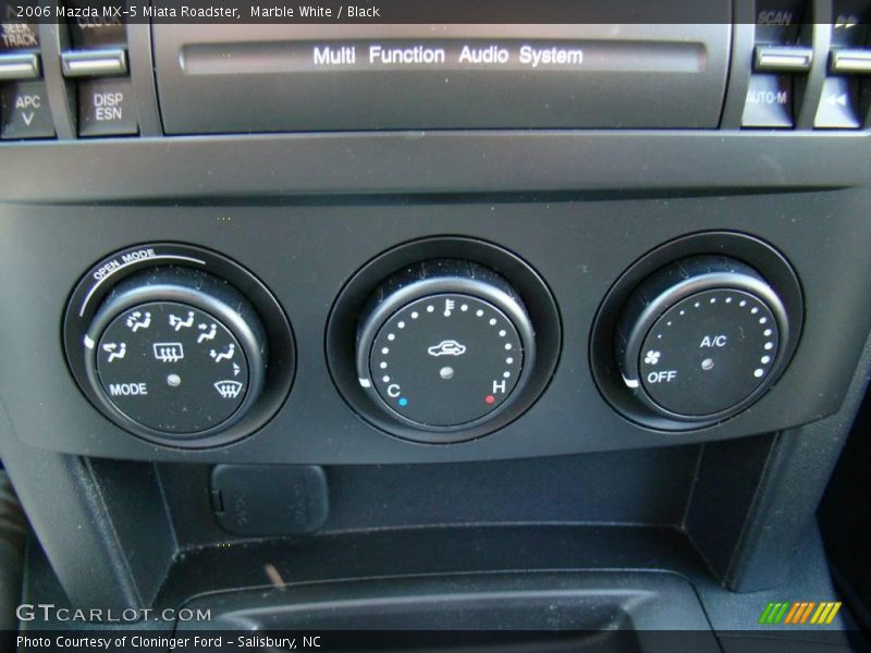 Marble White / Black 2006 Mazda MX-5 Miata Roadster