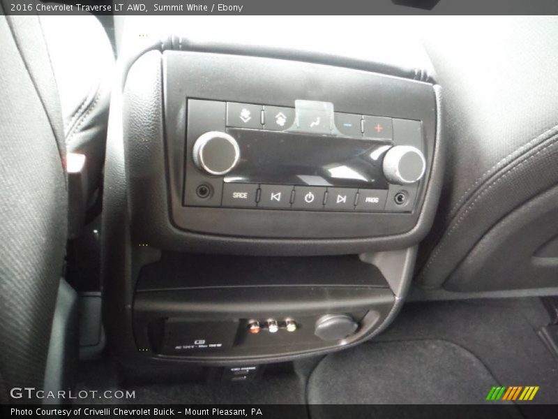 Controls of 2016 Traverse LT AWD