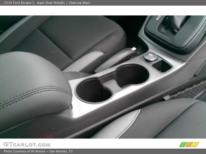 Ingot Silver Metallic / Charcoal Black 2016 Ford Escape S