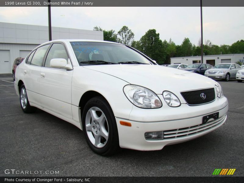 Diamond White Pearl / Ivory 1998 Lexus GS 300