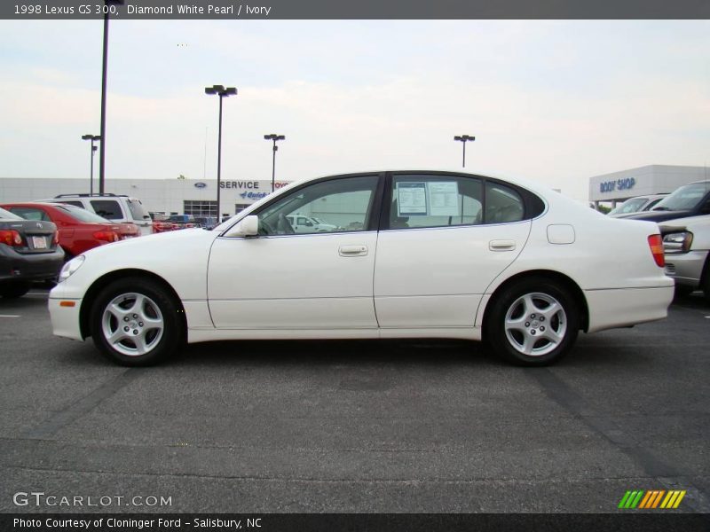 Diamond White Pearl / Ivory 1998 Lexus GS 300
