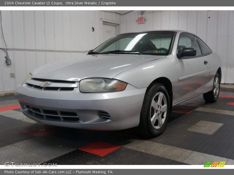 Ultra Silver Metallic / Graphite 2004 Chevrolet Cavalier LS Coupe